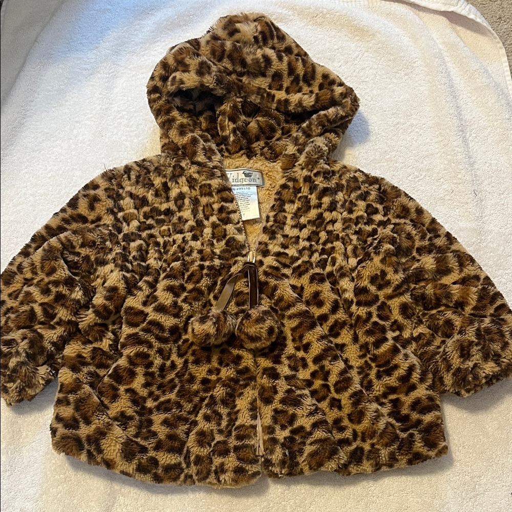 Widgeon toddler girls leopard print faux fur zip up hooded jacket  Coat 2T